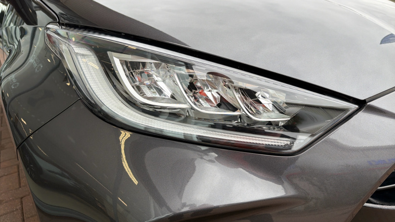 Toyota Yaris 1.5 Hybrid Excel 5dr CVT Hybrid Hatchback